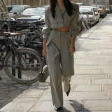 Two-piece set of women's blazer and baggy pants
